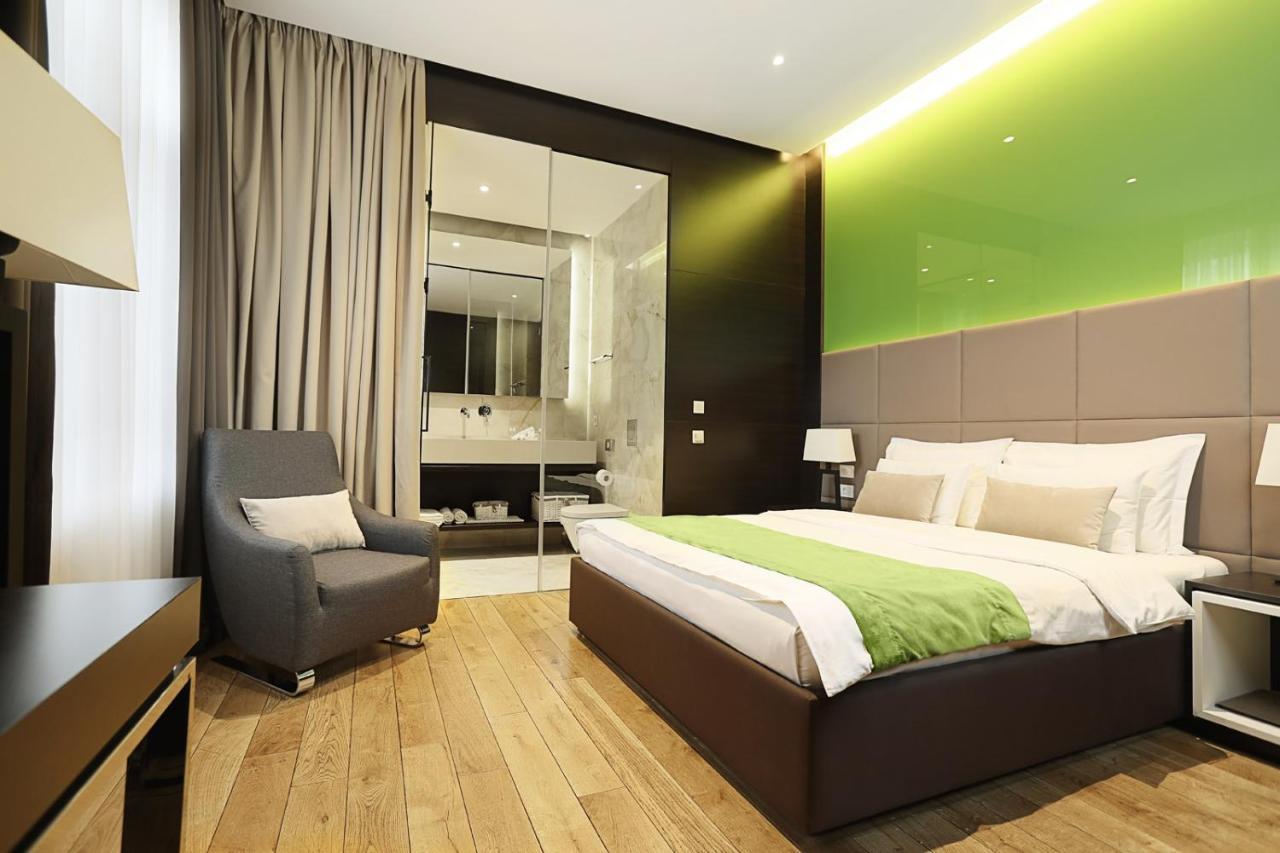 Maccani Black Luxury Suites Belgrado Buitenkant foto