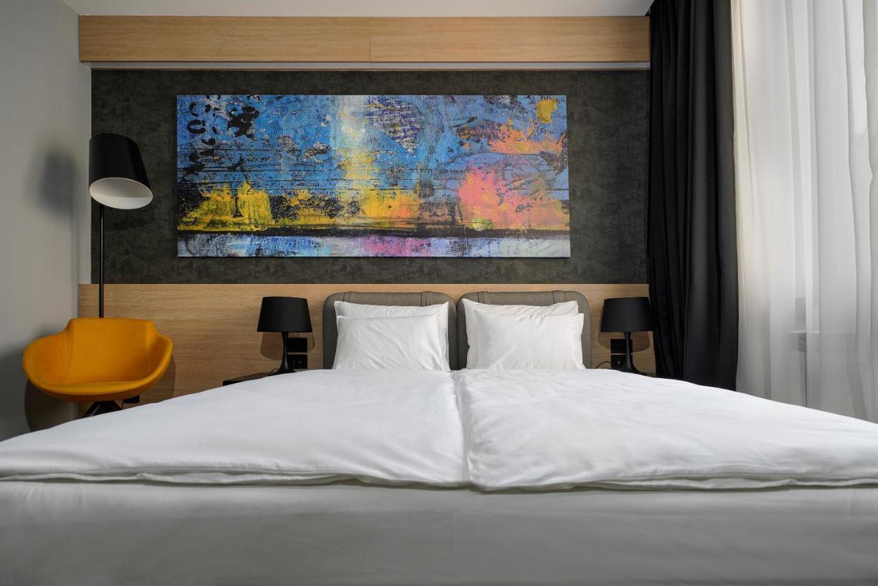 Maccani Black Luxury Suites Belgrado Buitenkant foto
